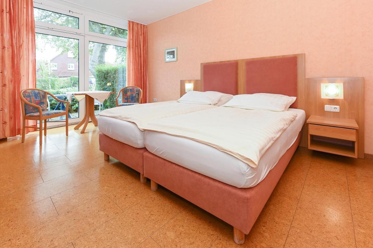 Hotel-Pension Altes Siel Bensersiel Exteriör bild