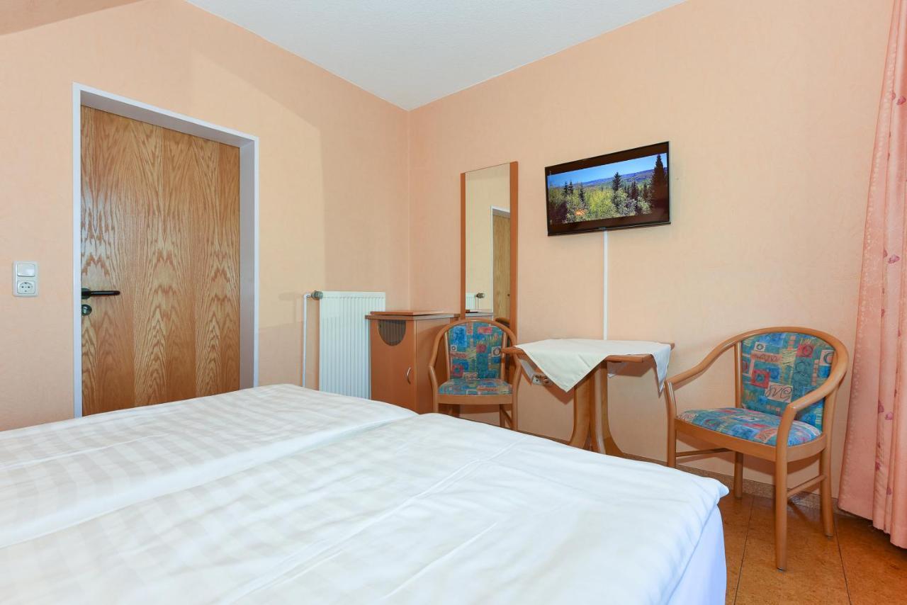 Hotel-Pension Altes Siel Bensersiel Exteriör bild