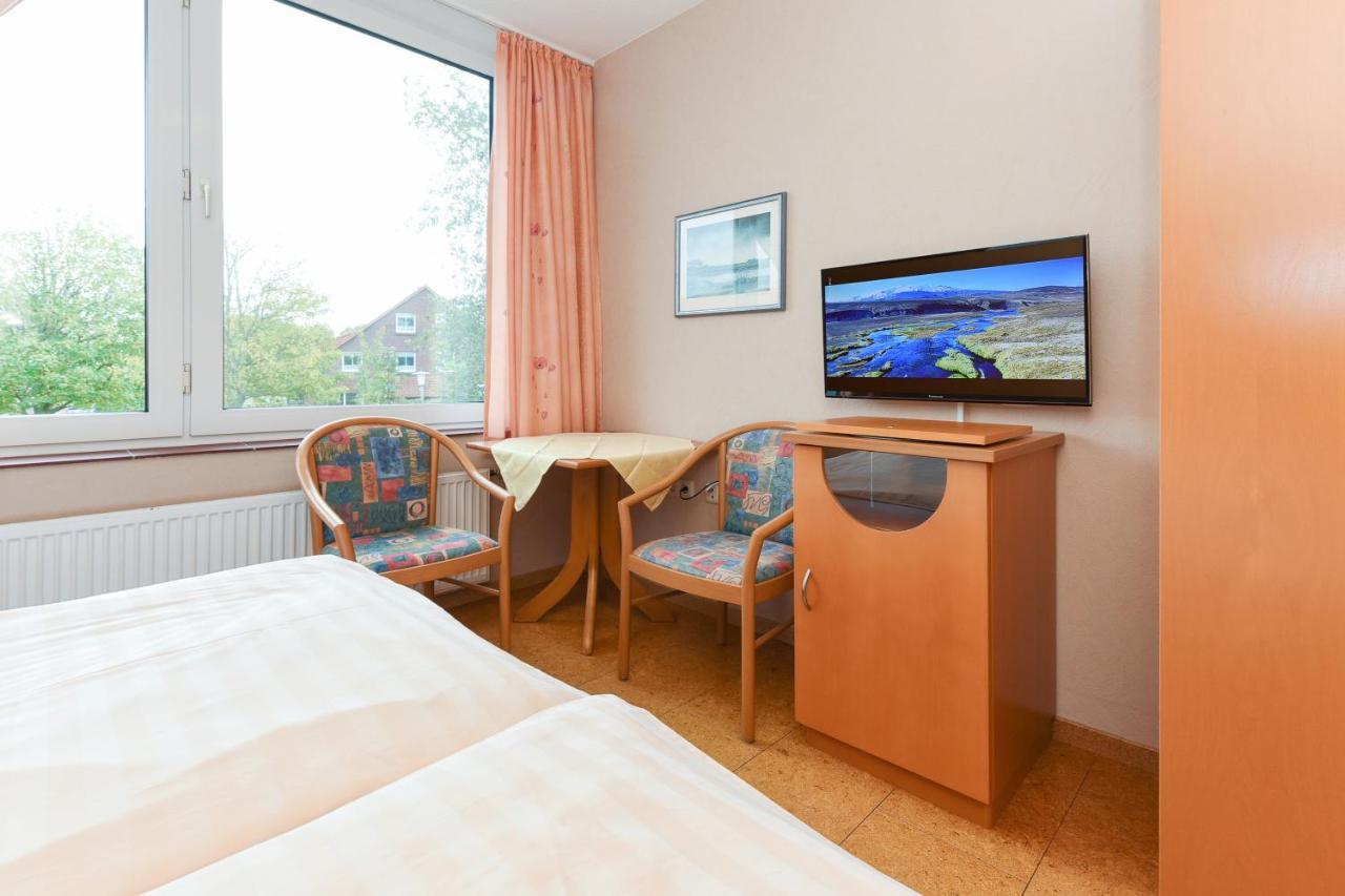 Hotel-Pension Altes Siel Bensersiel Exteriör bild